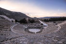 Efes Antik Tiyatrosu
